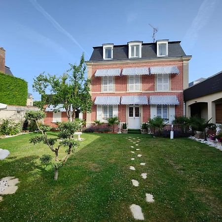 Appartement En Residence Gisors Exterior photo